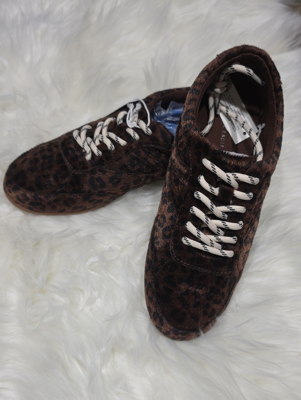 American Eagle Outfitters Brown Leopard laced Casual Shoe